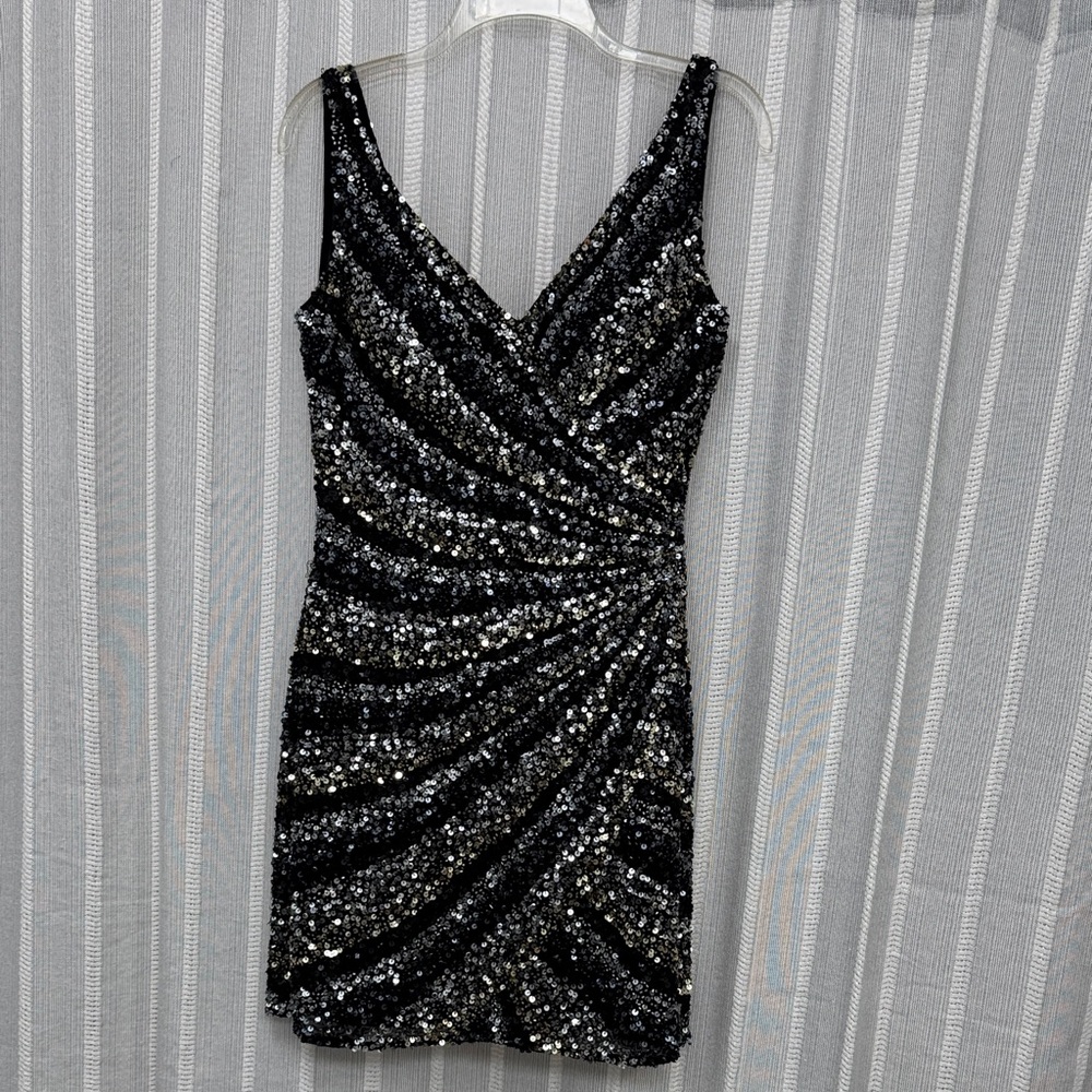 SCALA Elegant Black‎ Silver Gold Sequins and Beaded Mini Dress Size 10